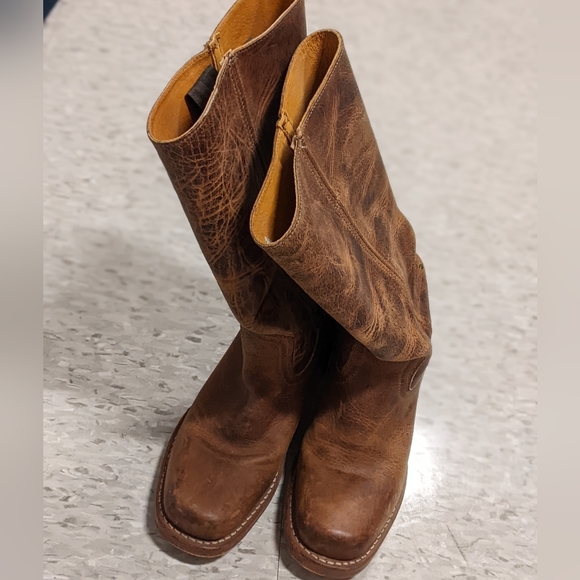 Frye Campus 14L Boots - Picture 13 of 13